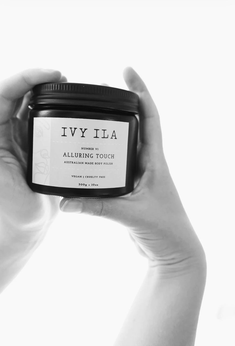 IVY ILA | NUMBER VI | ALLURING TOUCH BODY POLISH