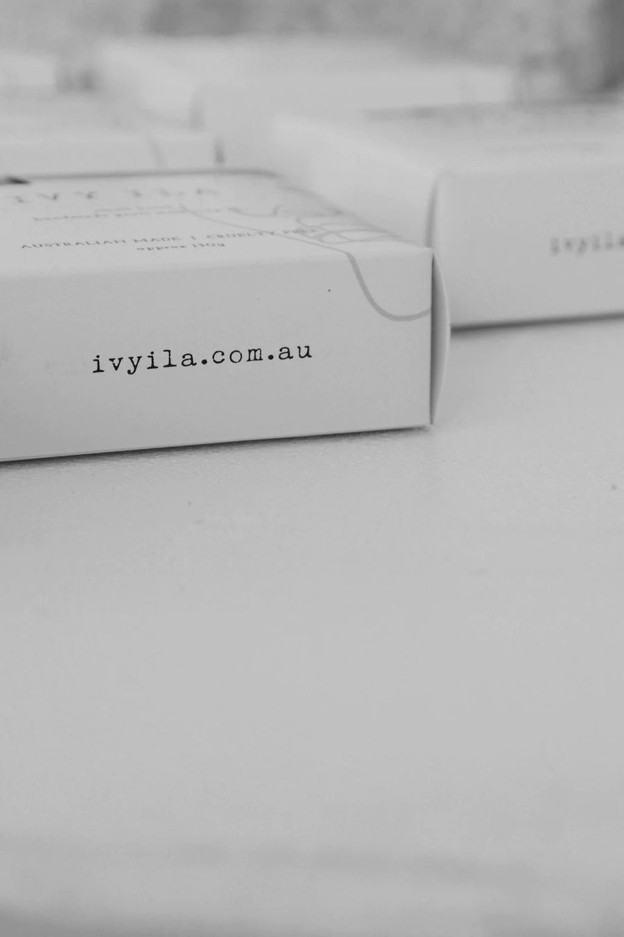 IVY ILA | BLACK RASPBERRY + VANILLA SOAP BAR