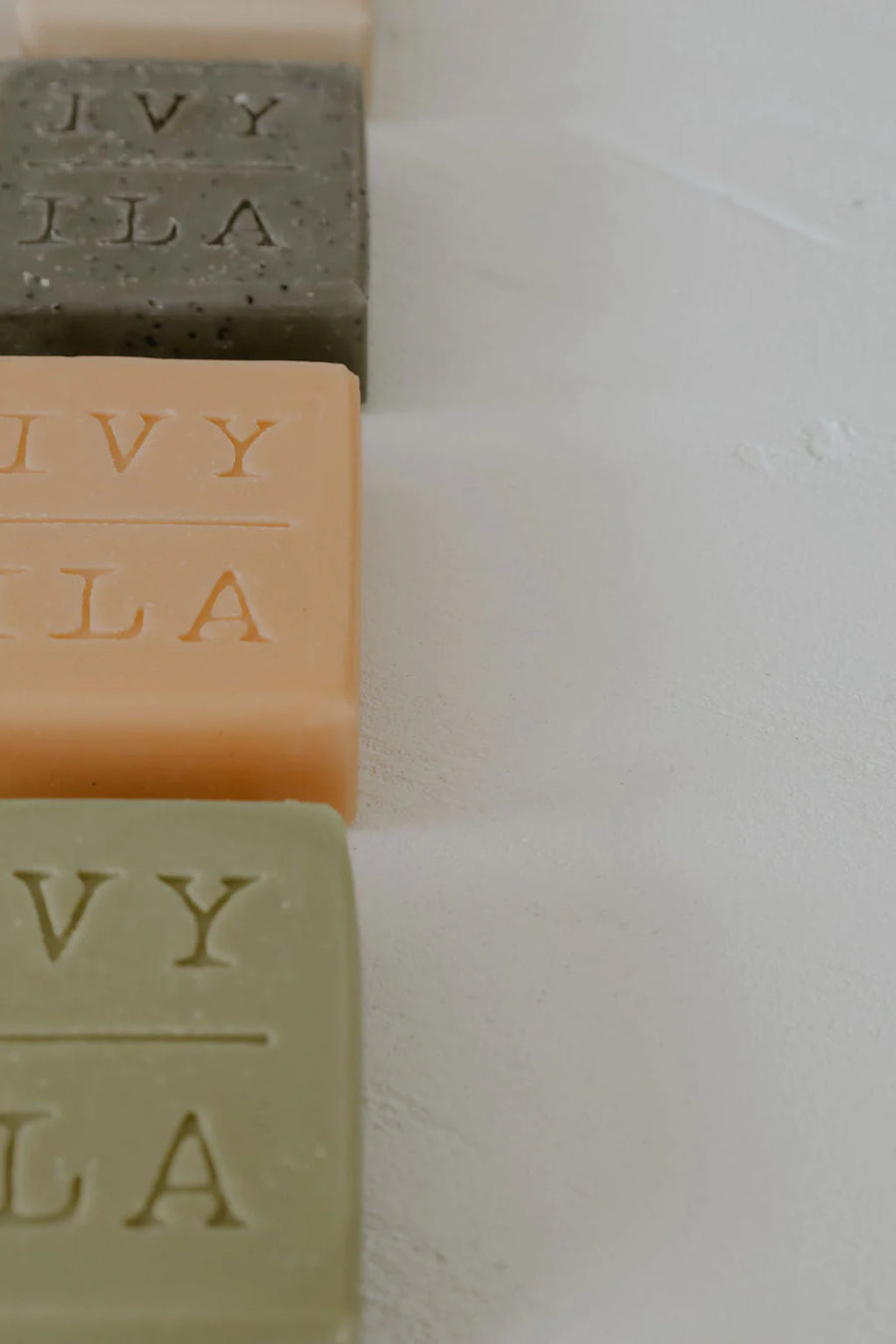 IVY ILA | LEMONGRASS + LIME SOAP BAR